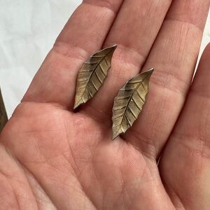 Vintage Gold Tone Leaf Clip On Earrings
